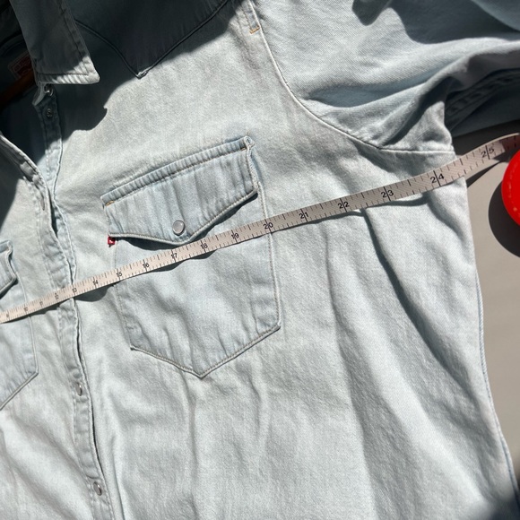 Levi's Light Blue Denim Shirt, Size Women’s XXL - Picture 15 of 15